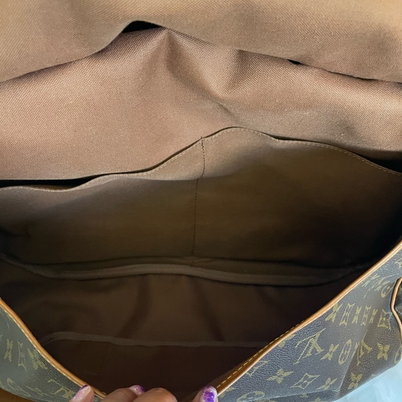 Authentic Louis Vuitton Saumur 43 - Picture 8 of 13